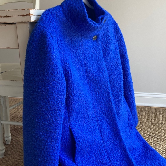 LOFT Curly Funnel Neck Coat. Cobalt. Size Large Petite - Picture 7 of 16